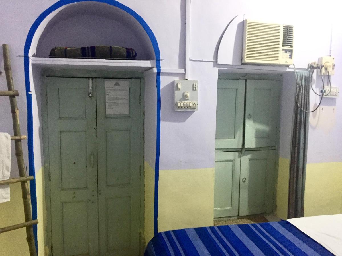 ורנאסי Mangla Guest House מראה חיצוני תמונה