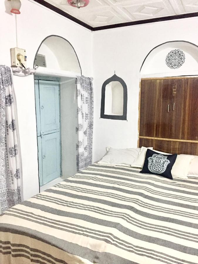 ורנאסי Mangla Guest House מראה חיצוני תמונה