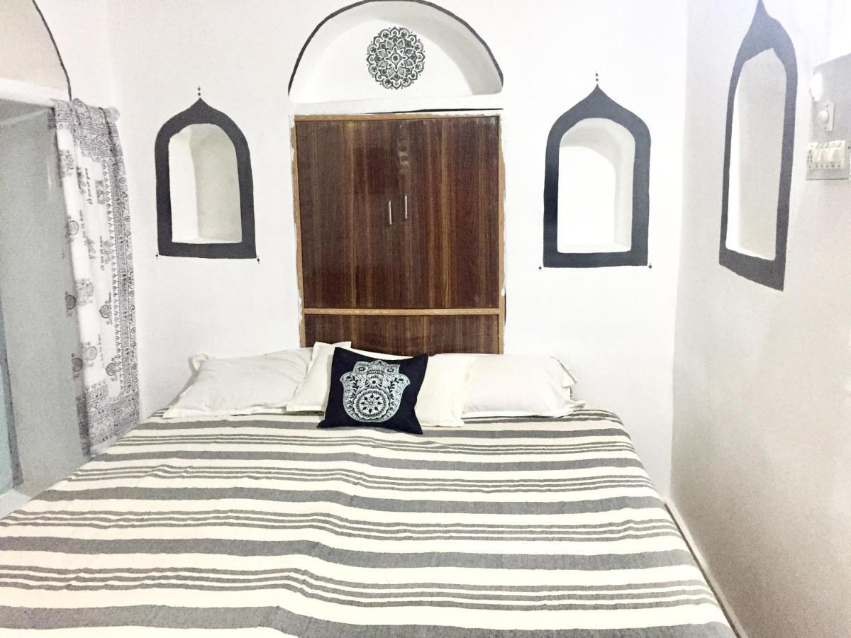 ורנאסי Mangla Guest House מראה חיצוני תמונה