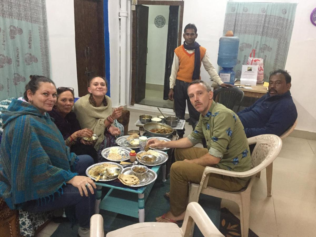 ורנאסי Mangla Guest House מראה חיצוני תמונה